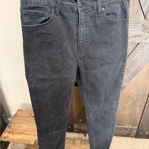 Eunina Woman’s Charcoal Slim Jeans